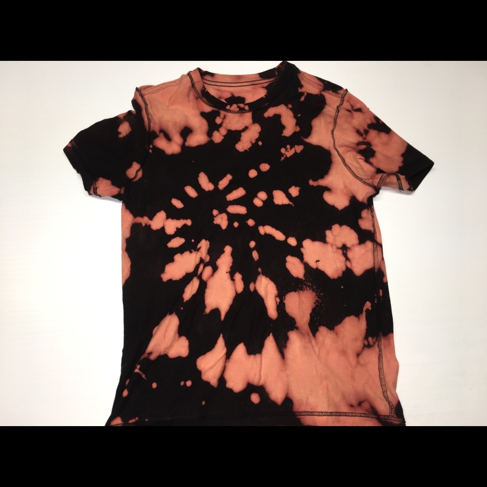 Men’s Bleached tee